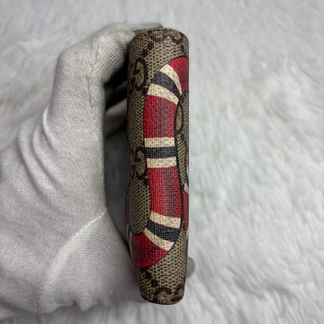 ✨美品✨ グッチ GGスプリーム 二つ折り財布 アニマリエ レザー 蛇 ヘビ