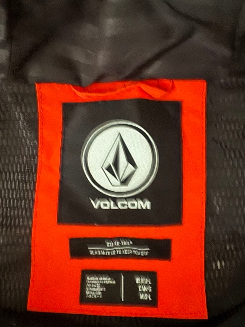 Burton [ak] スノーボードパンツ L + VOLCOM Jacket