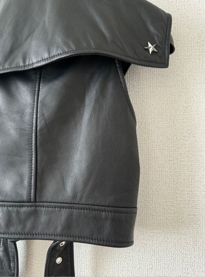 ジャンポールゴルチエレザーベスト