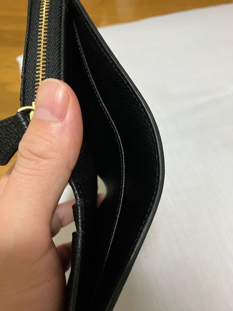 ハッシュタグ　ピュアシュリンクレザー　ミディアムウォレット