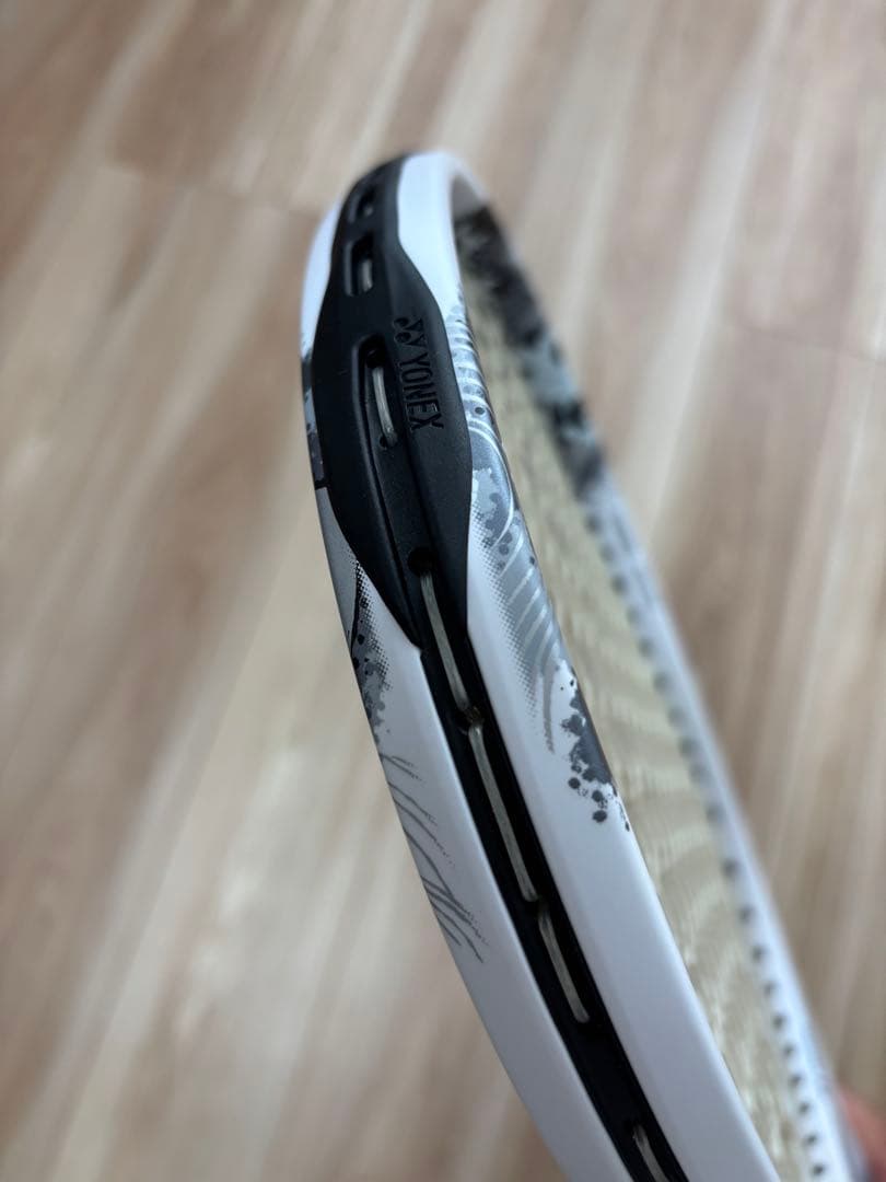 再値下げ！美品　ジオブレイク 80S テニスラケット　ヨネックス