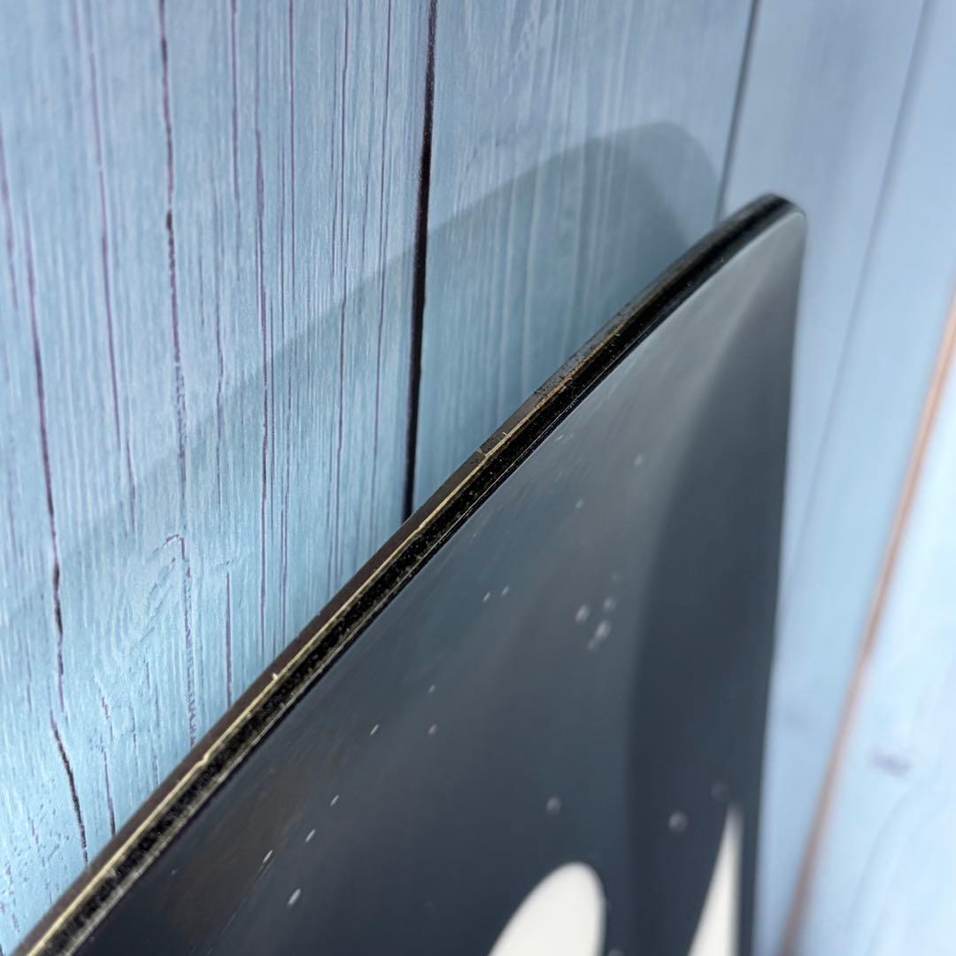 美品 BATALEON バタレオン BLOW 153cm スノボー ボード