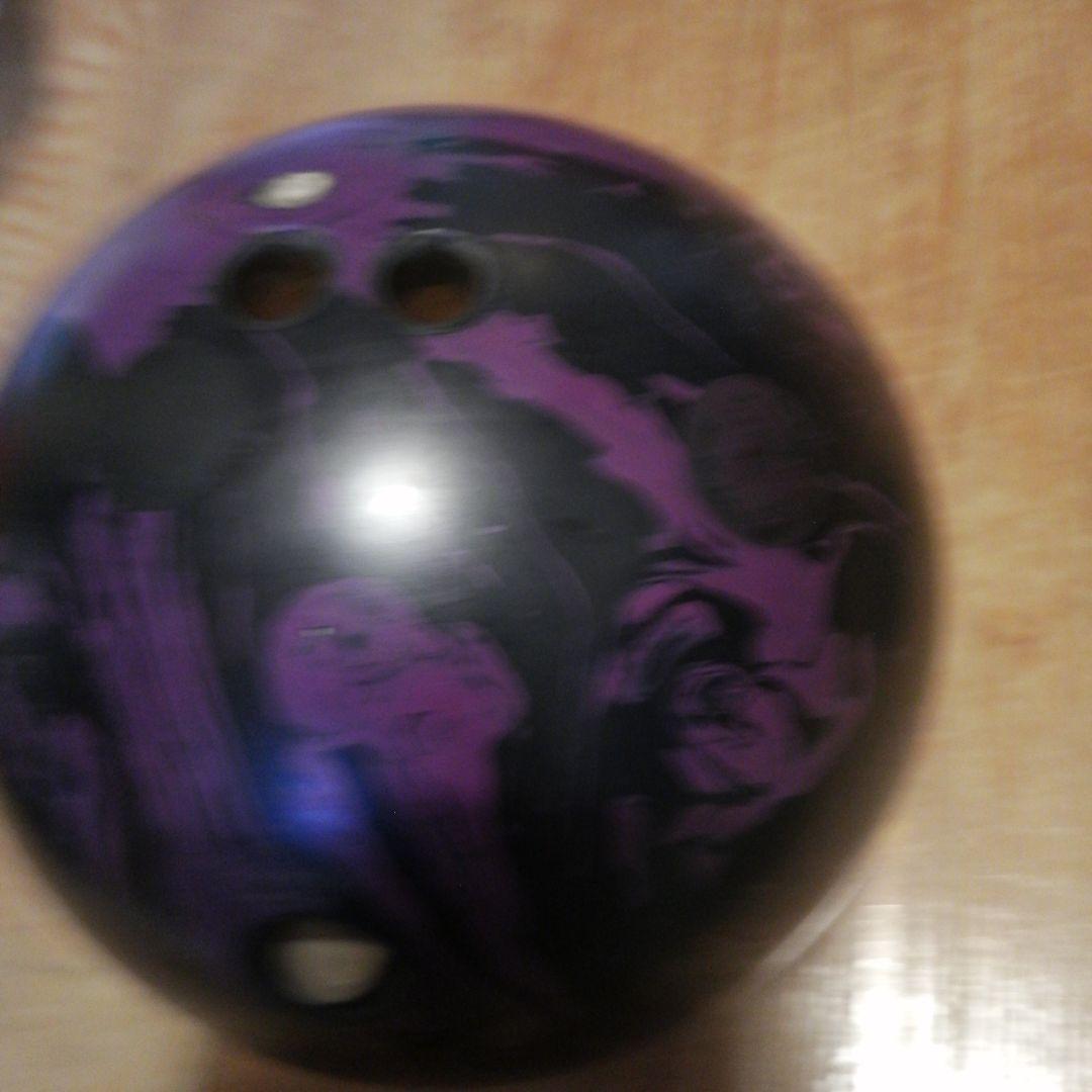 MOTIV ジャッカルゴースト15ポンド　ボウリングボール