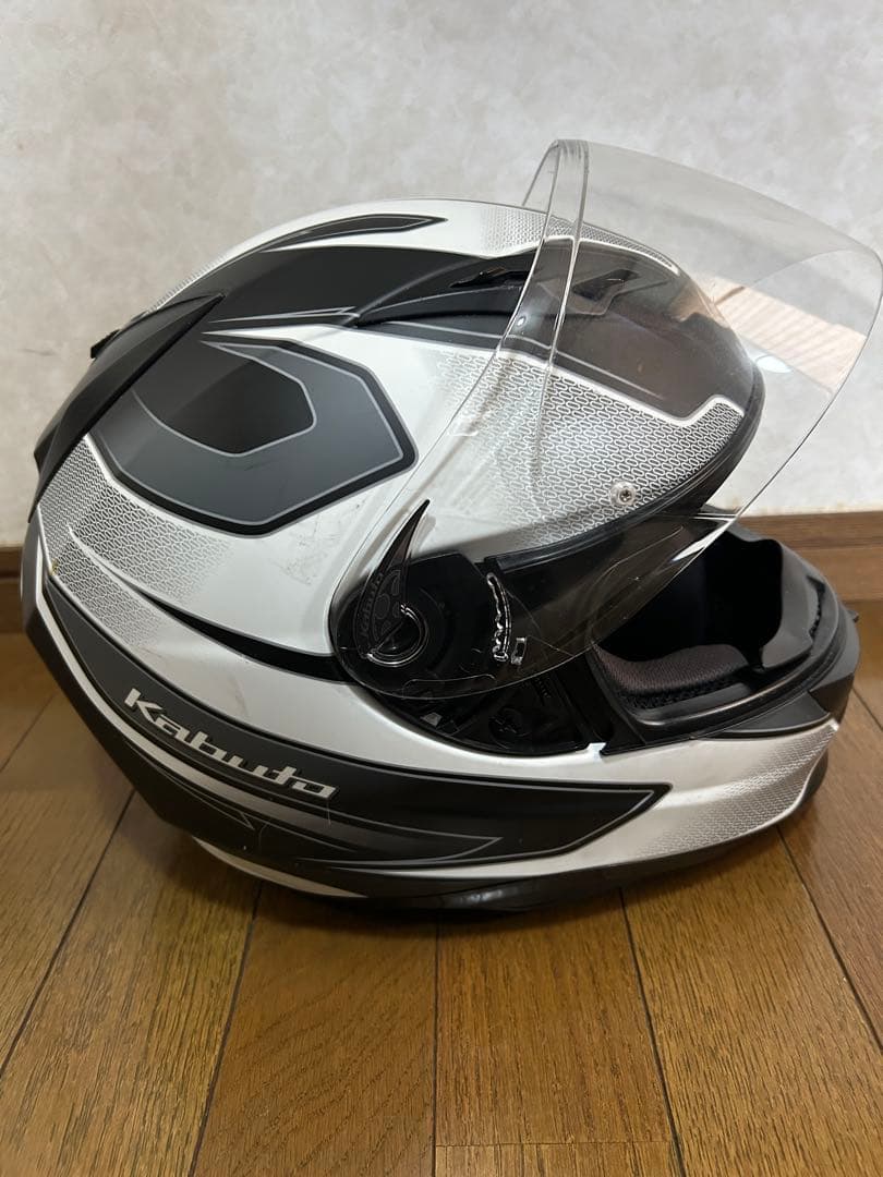 Kabuto kamui2 フルフェイスヘルメット ブラック/ホワイト