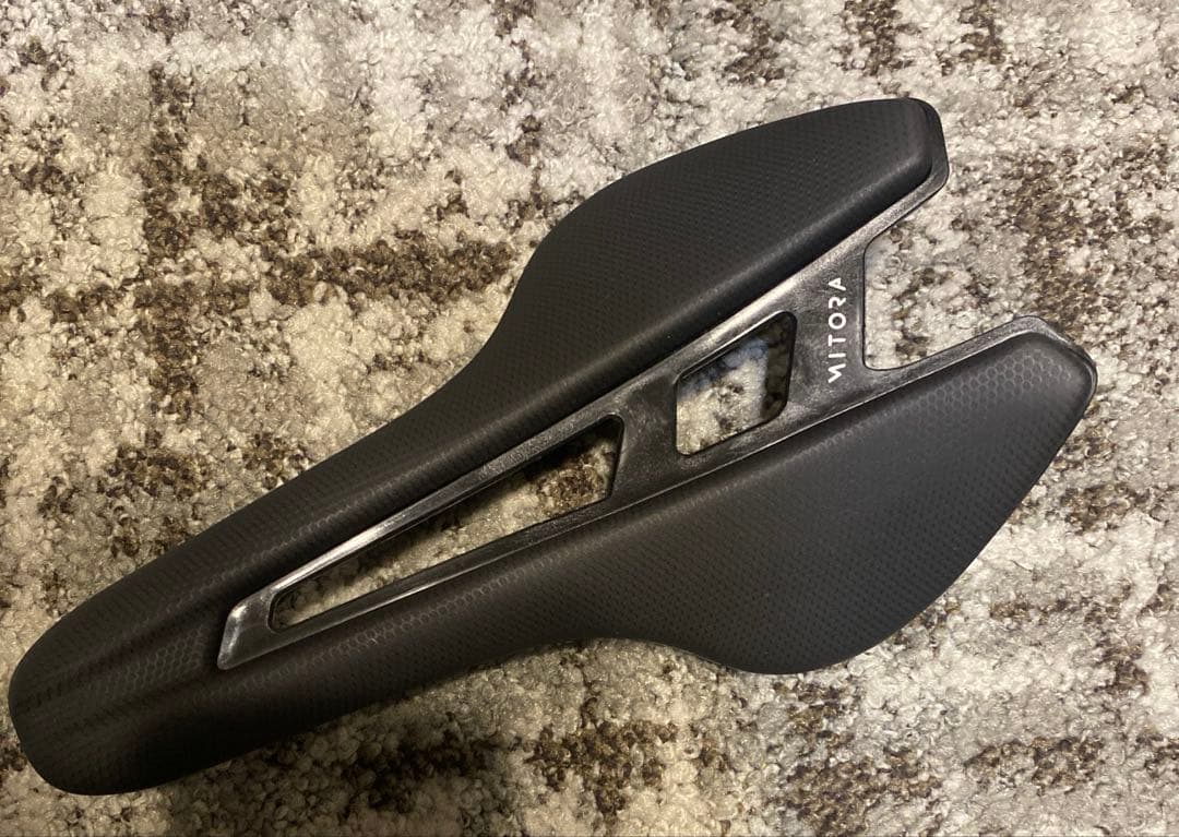 Bianchi VELOMANN MITORA 139 カーボンレール サドル