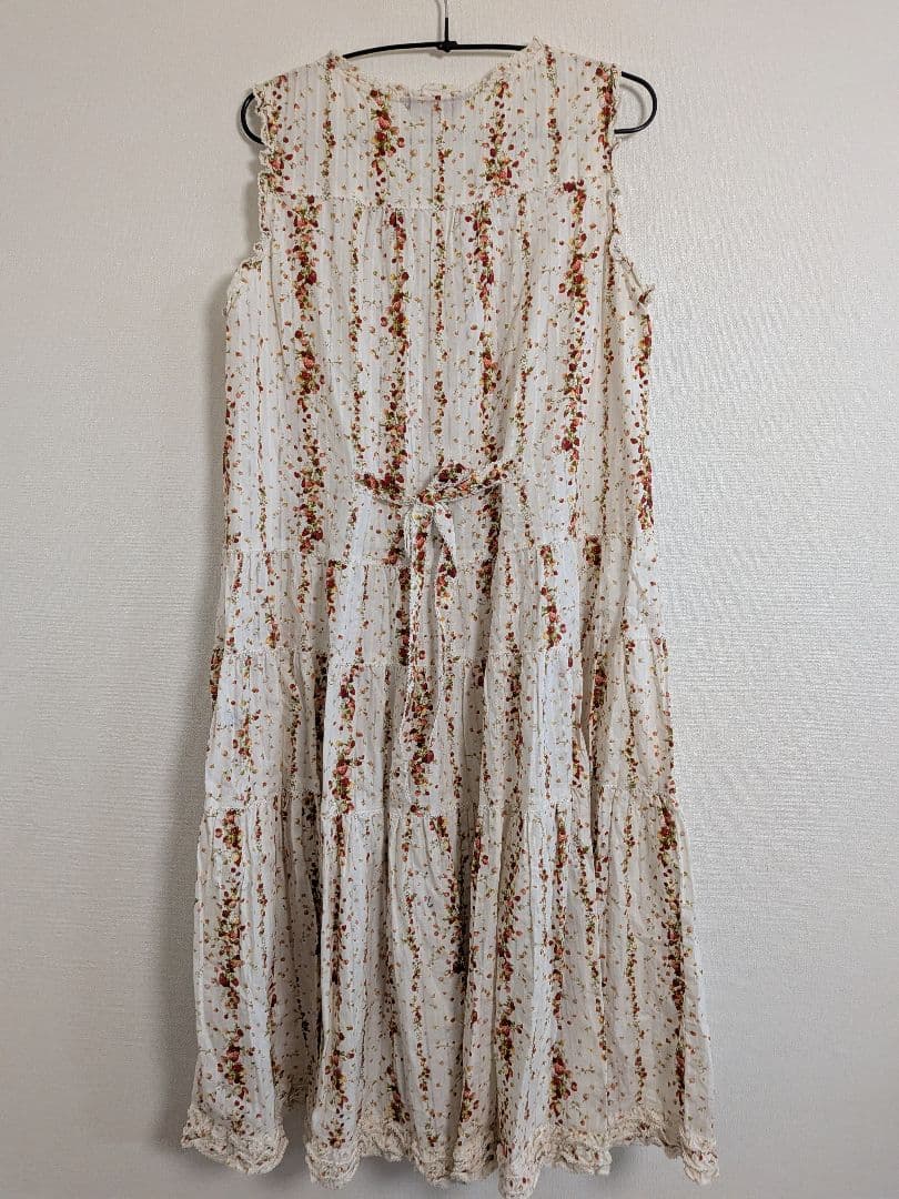 ピンクハウス　いちご柄　ノースリーブワンピース