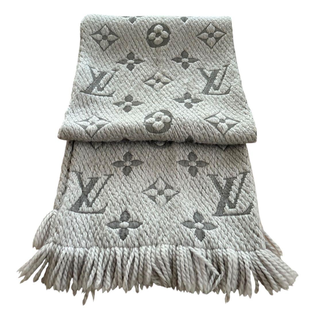 美品　ルイヴィトン ロゴマニア　ニットマフラー グレー
