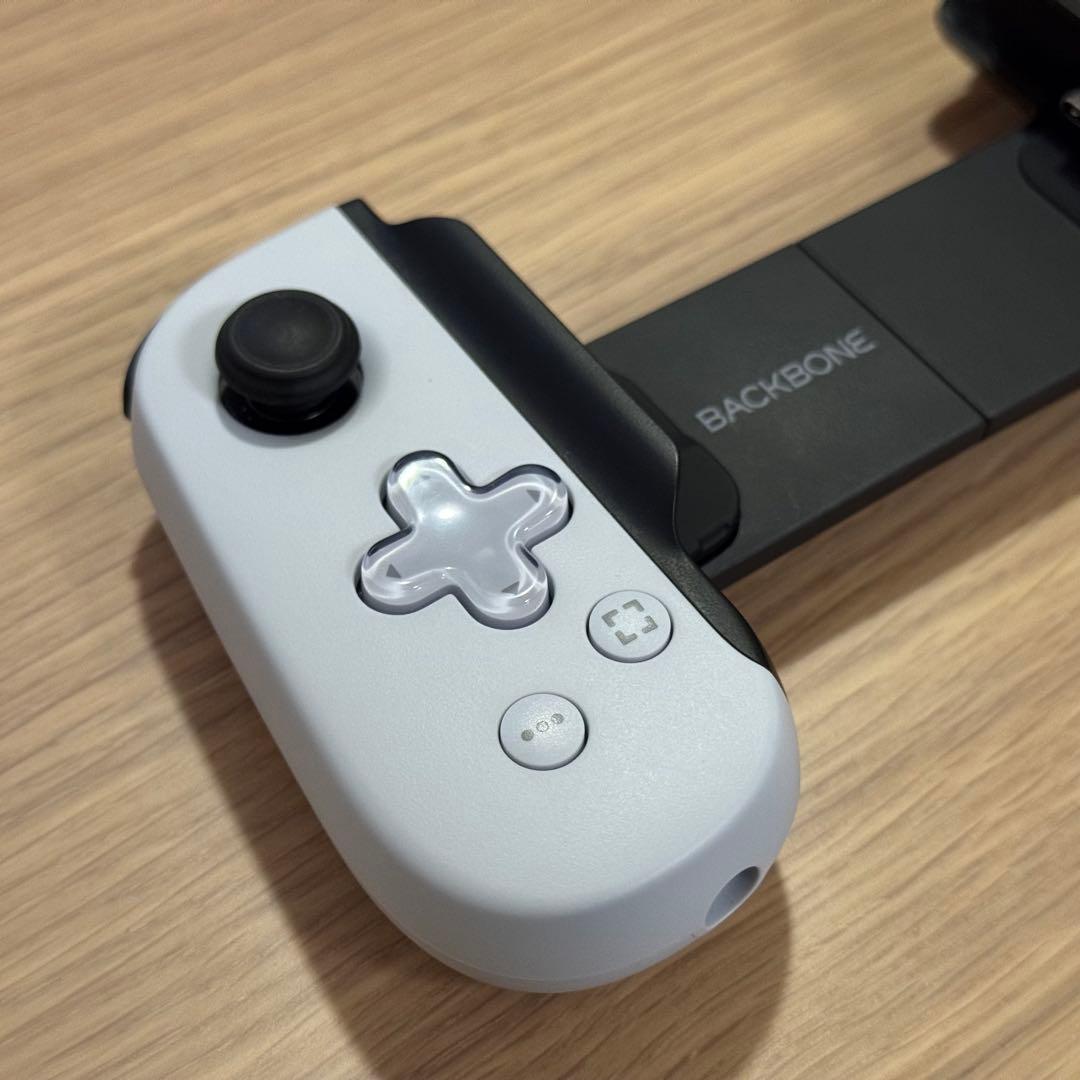 Backbone One (USB-C) 第2世代 ゲームコントローラ