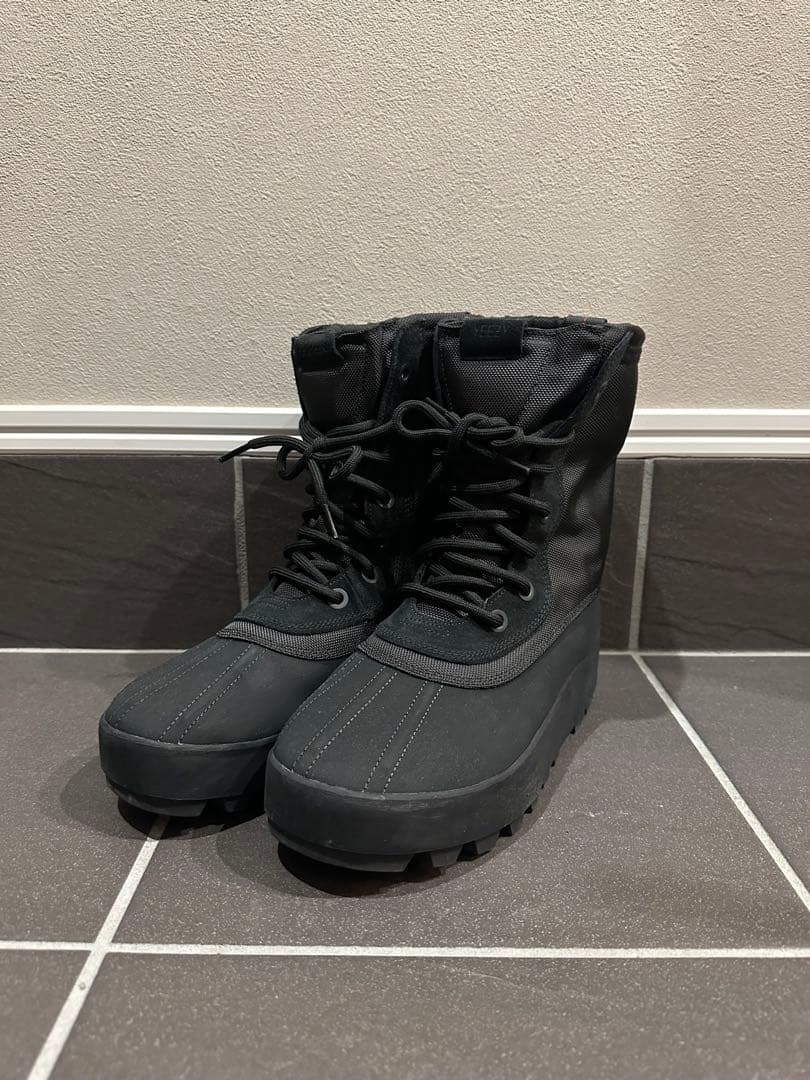 靴 adidas YEEZY 950 \"Pirate Black\"