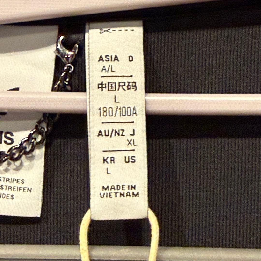 アディダスオリジナルス　プレミアム トラックトップ ジャージ　JD3397