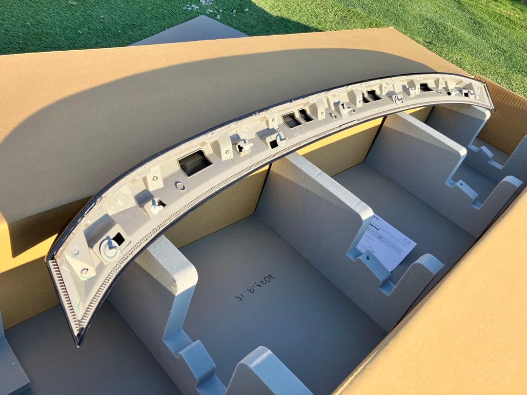 「新車外し」フェアレディZ RZ34専用 リアウイング