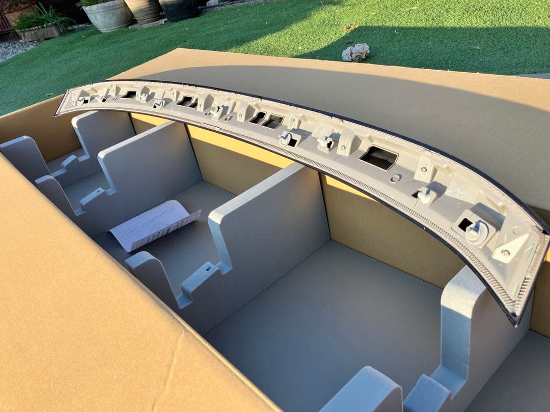 「新車外し」フェアレディZ RZ34専用 リアウイング