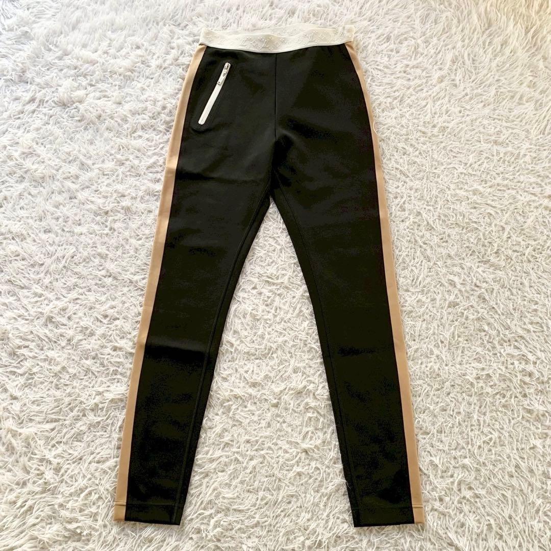 ルイヴィトン　ヴィタミンズ　シャイニー　レギンスパンツ　モノグラム　サイドライン