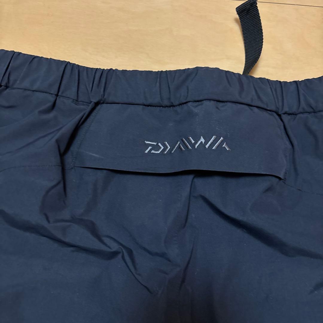 ダイワのズボン、手袋、竿カバーセット