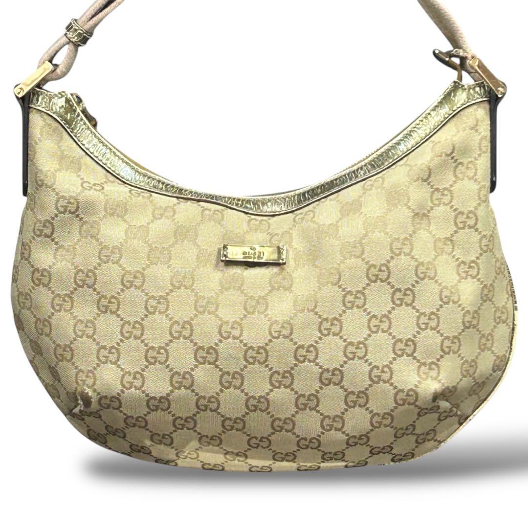 GUCCI グッチ 斜め掛け シグネチャー ベージュ 送料無料