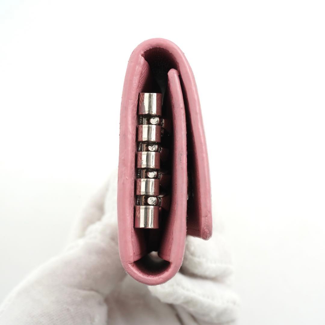 ✨未使用に近い✨　PRADA キーケース　フローラル　ツバメ　三角プレート　刻印