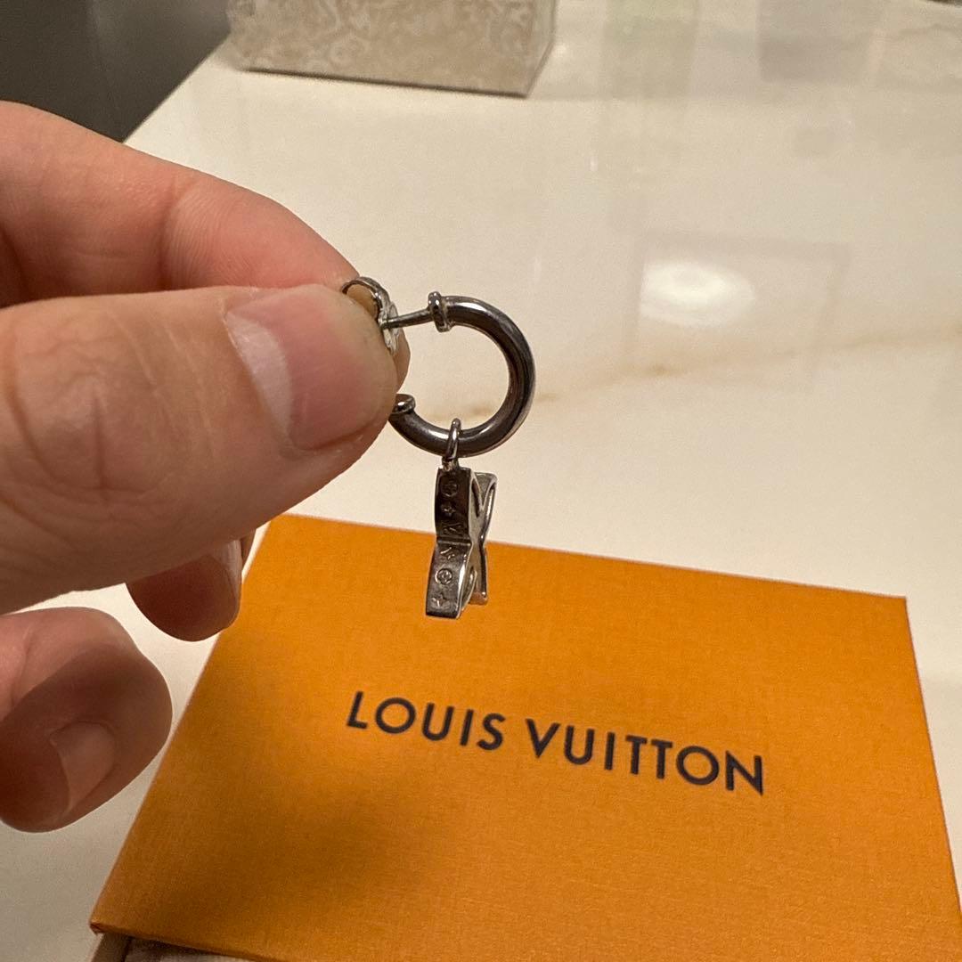 ルイヴィトン　ピアス　片耳
