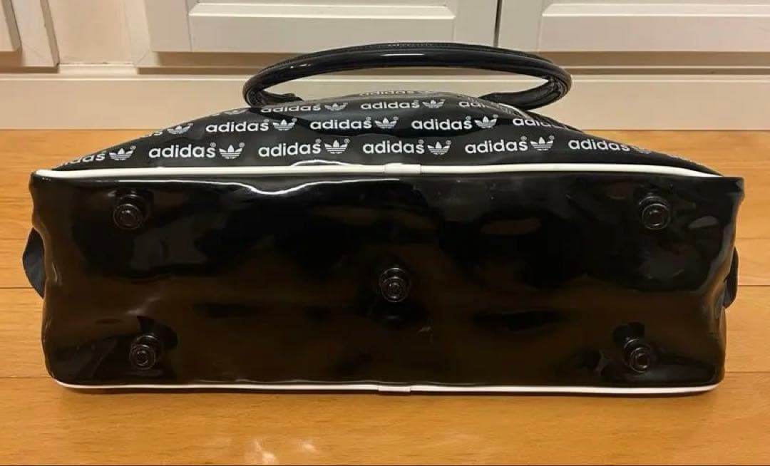 ヴィンテージ アディダス ロゴ総柄　エナメルボストンバック　80年代