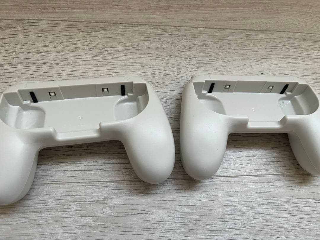 Nintendo Switch 本体＆グリップコントローラーなどおまけ付き