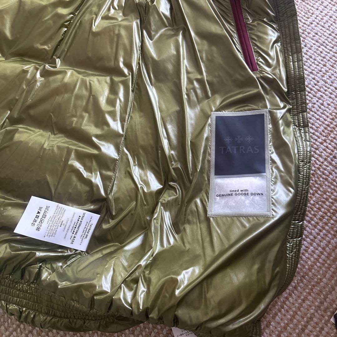 タトラス　ダウンベスト