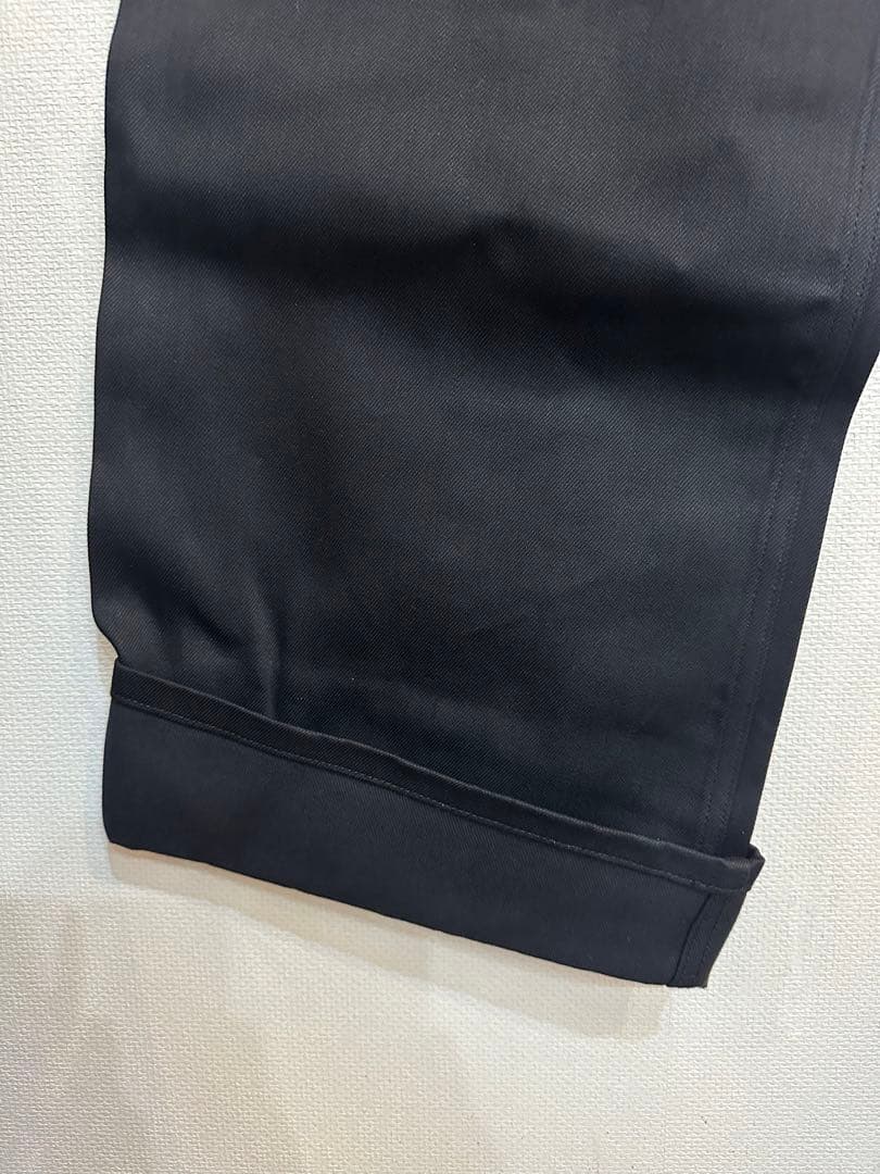 JOHN LAWRENCE SULLIVANブラックデニムパンツ