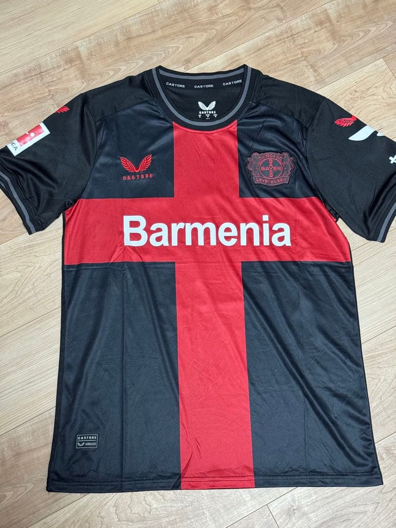 レヴァークーゼン 23/24 ホームレプリカユニフォーム 10番 ヴィルツ