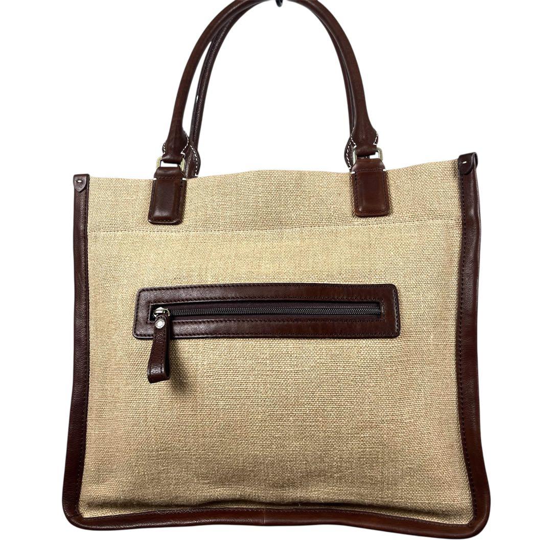 ダコタ　トートバッグ　ビッグロゴ　エンボス　スクエア　ハンドバッグ　タグ付き