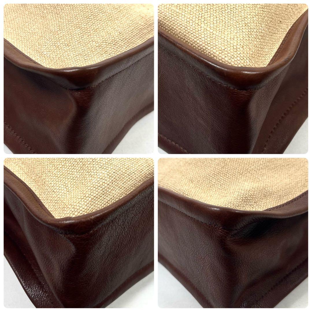 ダコタ　トートバッグ　ビッグロゴ　エンボス　スクエア　ハンドバッグ　タグ付き