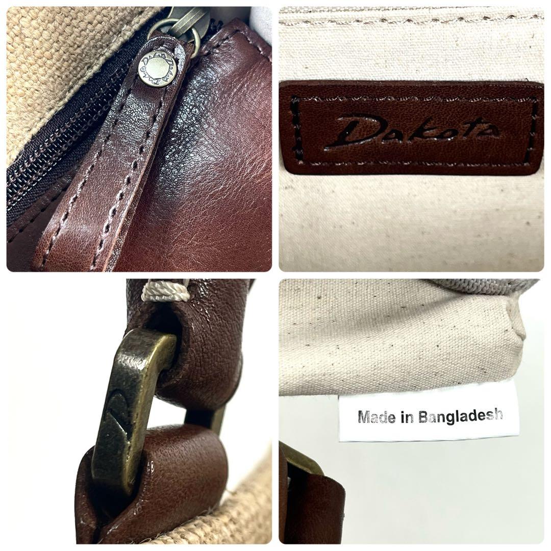 ダコタ　トートバッグ　ビッグロゴ　エンボス　スクエア　ハンドバッグ　タグ付き