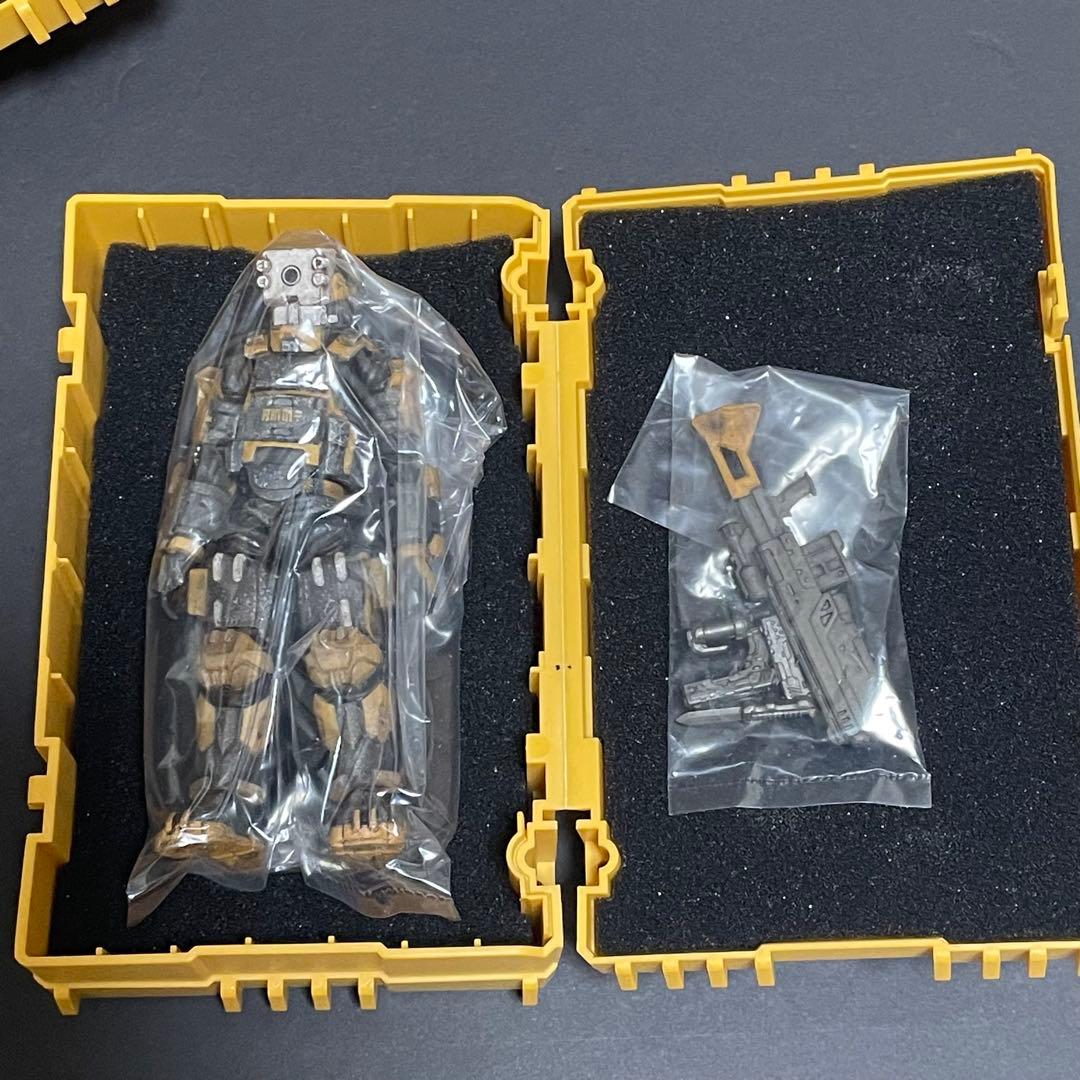 アシッドレイン　FAV-A74　ヴェスピッドヴァンガード 1/18スケール