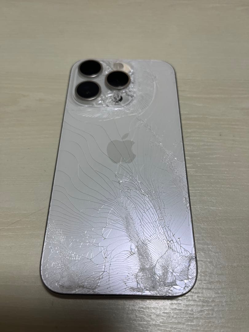 iPhone15proジャンク