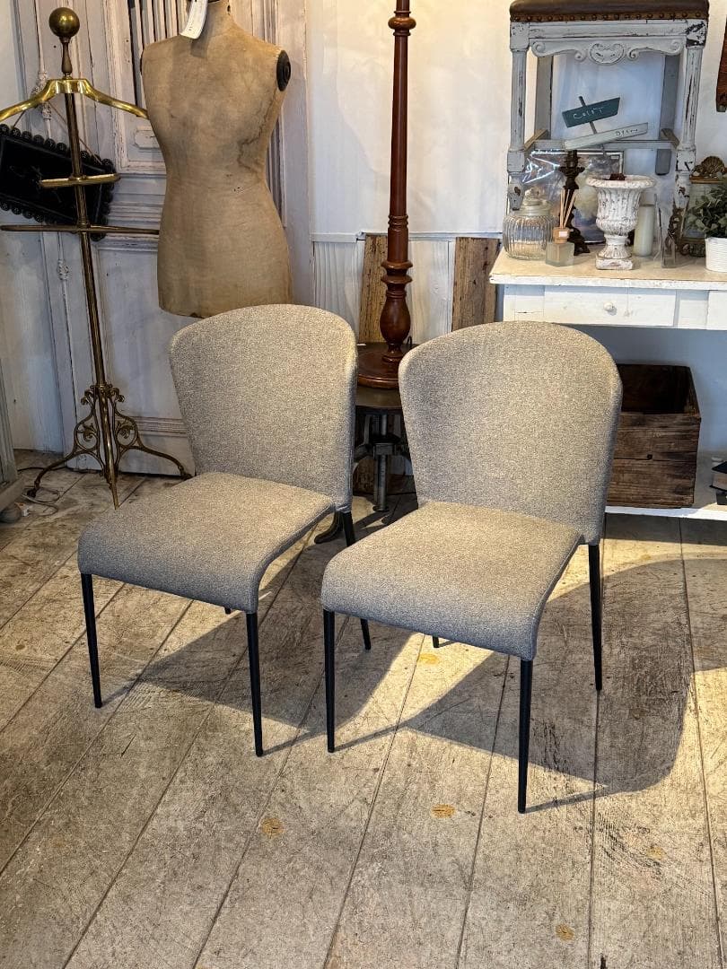 モデル展示 未使用品 ダイニングチェア２脚セット グレー布地 CHERRY