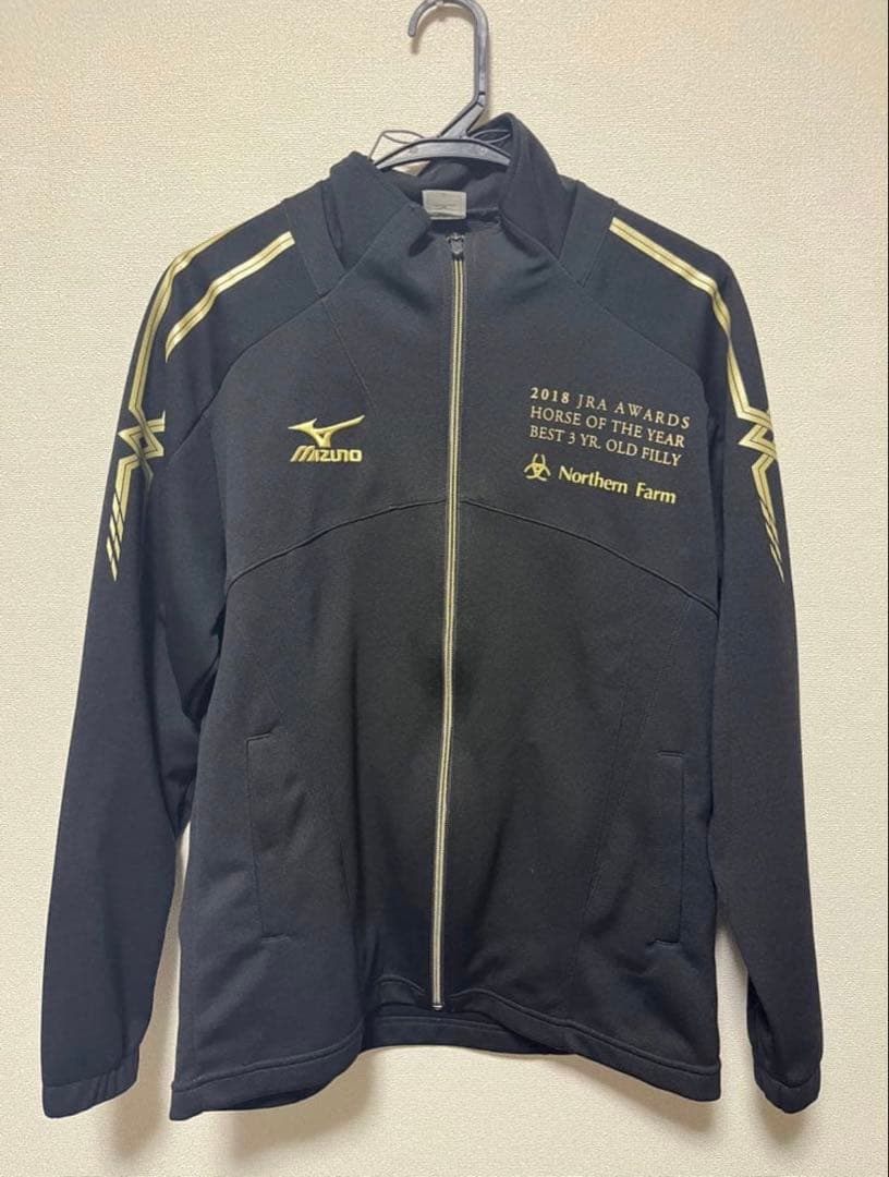 アーモンドアイ重賞記念ウェア