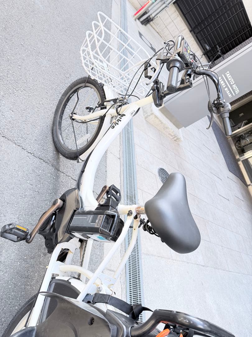 子供乗せ　ブリヂストン　BIKKE 電動アシスト自転車 チャイルドシート付き