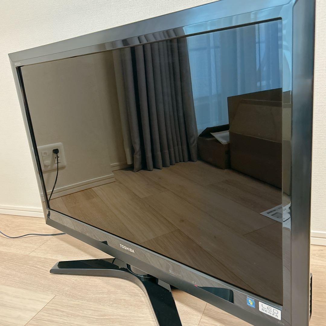 【匿名配送】東芝 REGZA 37Z1S 液晶テレビ 本体 リモコン 37型