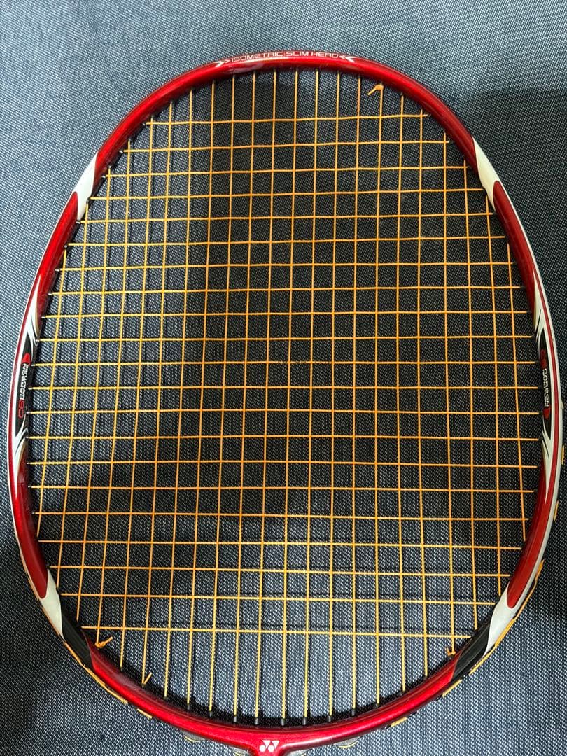 ヨネックスバドミントンラケット　アークセイバー10 3ug5 送料込み