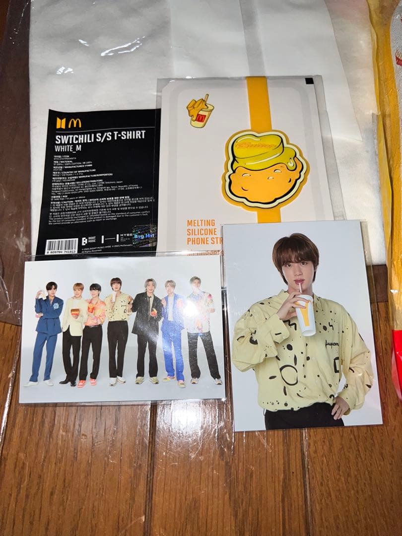 BTS x マクドナルド Tシャツ Mサイズ