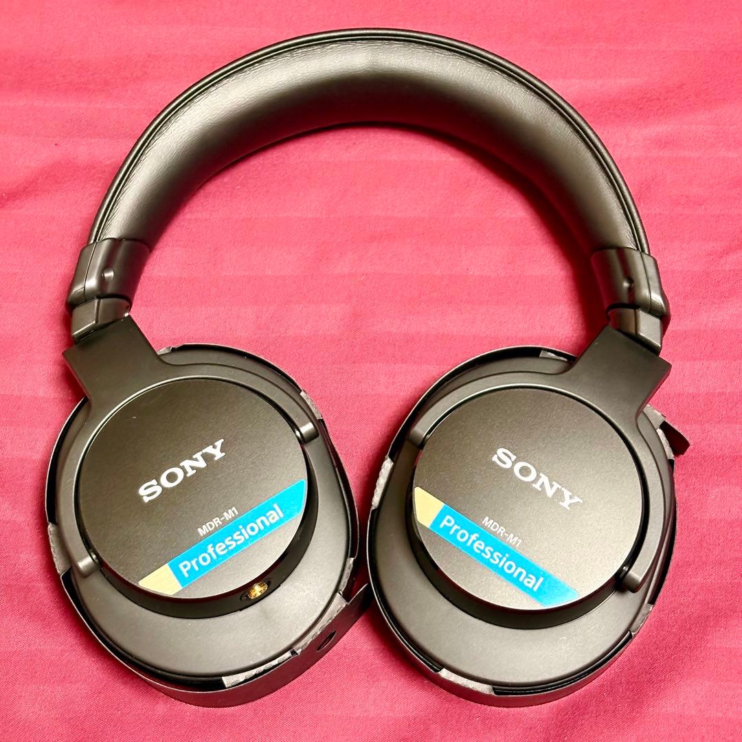 ヘッドホン SONY MDR-M1