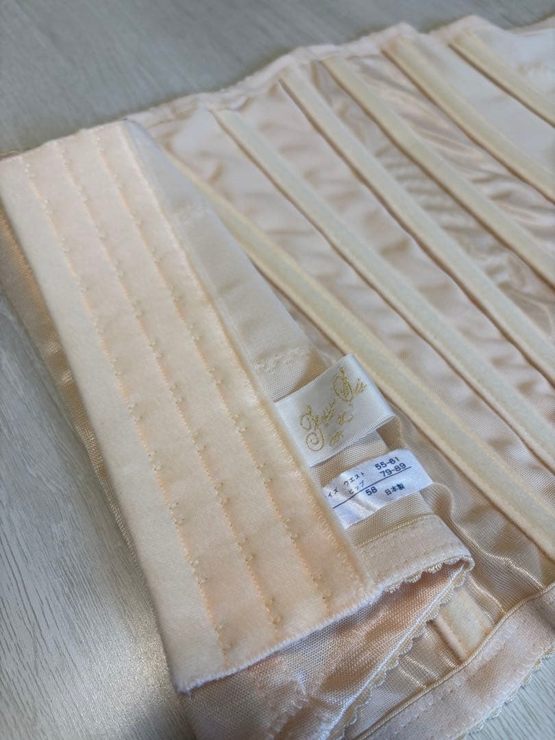 フォーシス&カンパニーのブライダルインナーセット