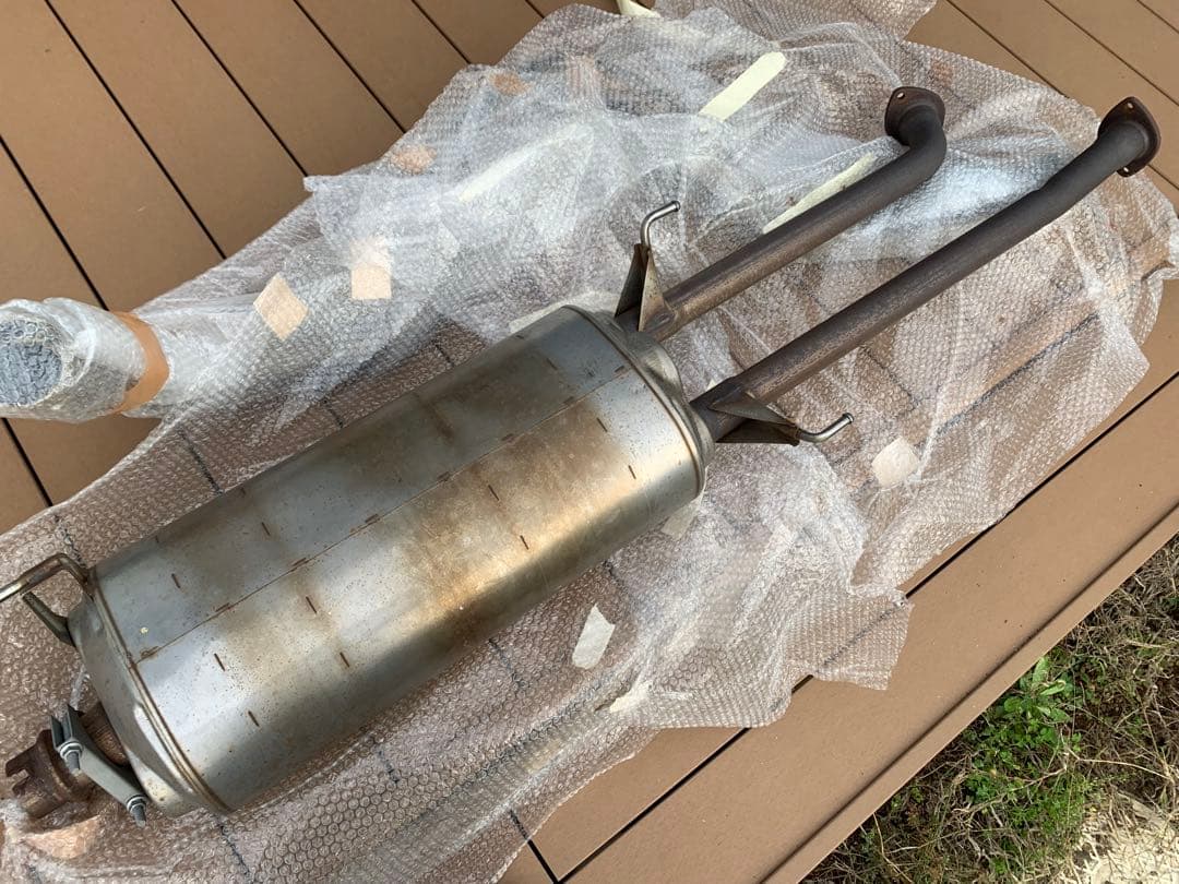 タンドラ純正マフラー本体 ※直接渡しのみ