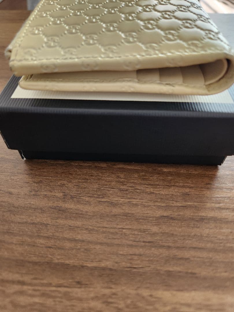 GUCCI マイクロシマGG柄 二つ折り財布