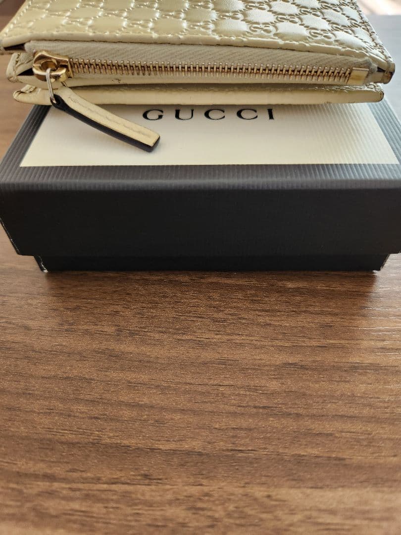 GUCCI マイクロシマGG柄 二つ折り財布