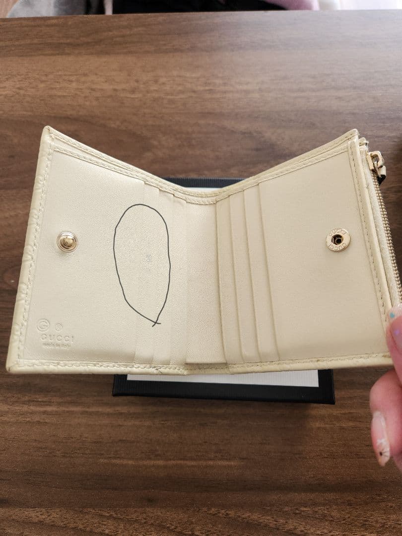 GUCCI マイクロシマGG柄 二つ折り財布
