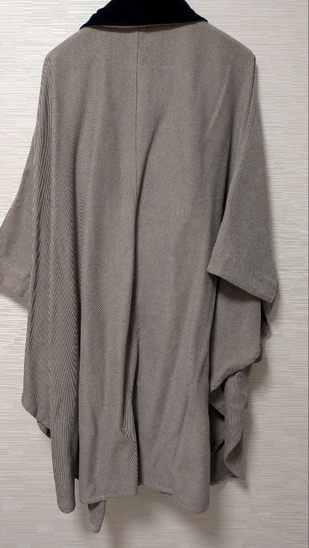 倭物やカヤ　ベージュ ウール混紡 ケープコート