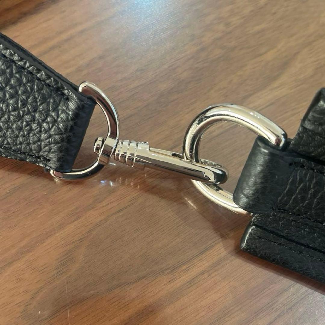 Hロゴ Hパンチング ショルダーバッグ　ノーブランド