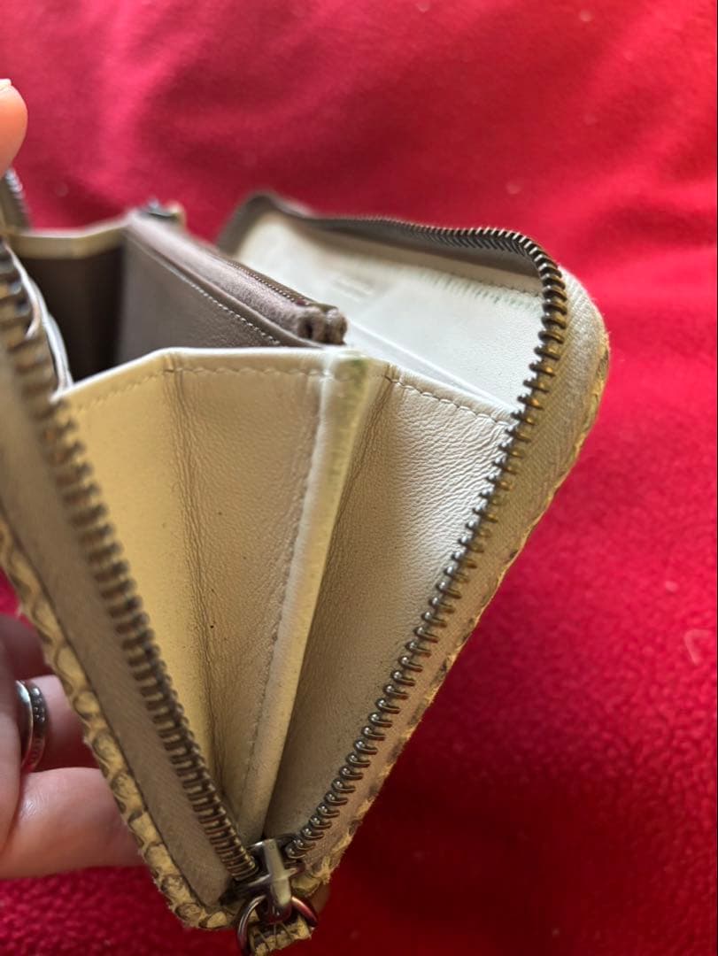 BOTTEGA VENETA ゴールド編み込み長財布