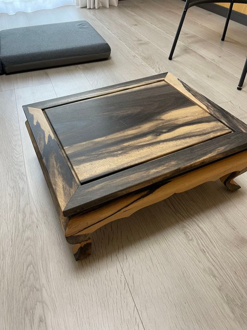 て*ち様 黒柿の木　台