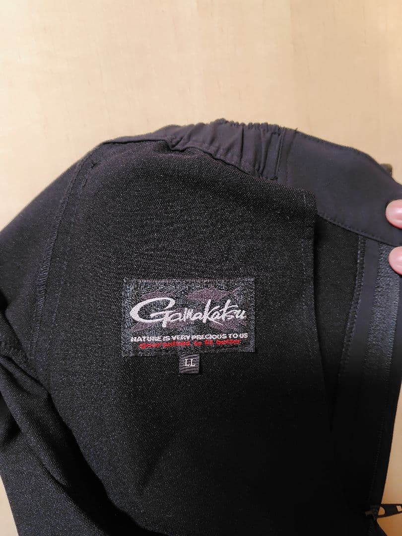 がまかつHDフィッシングパンツLLサイズ（黒✕赤）