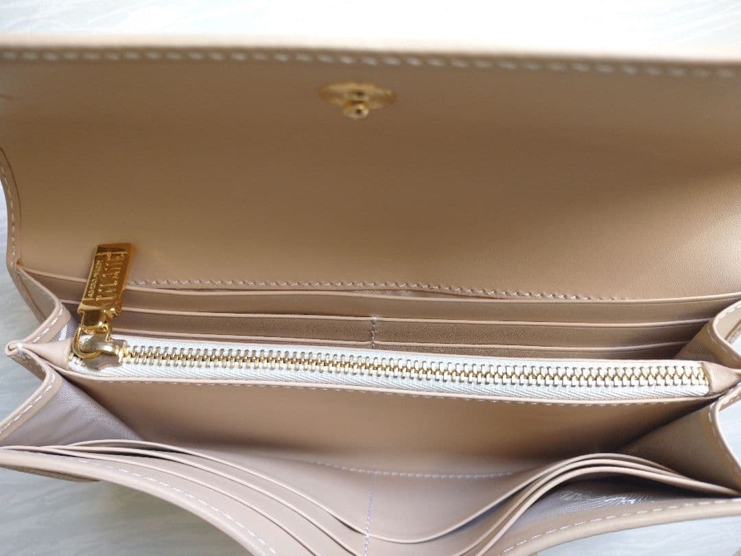 【新品・未使用】PRIMA CLASSE プリマクラッセ　長財布