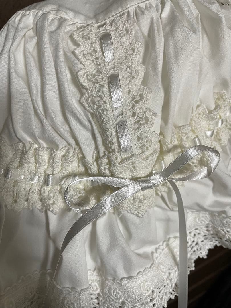 【新品未使用タグ付き】ヘッドドレス　フリルハット　アリスアンドザパイレーツ